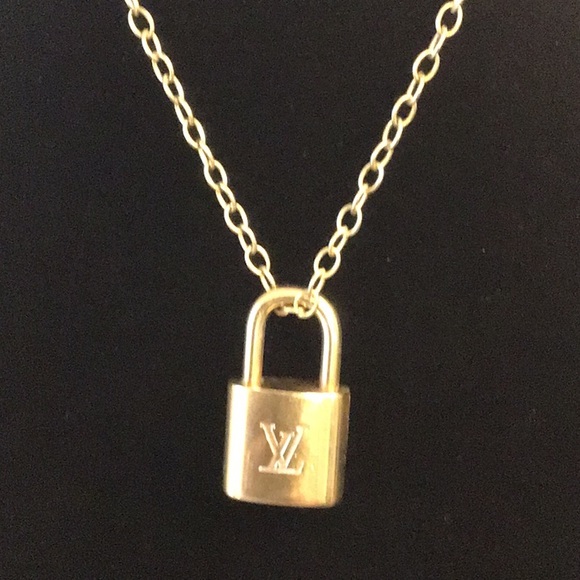 LV Lock Necklace - Picture 2 of 7